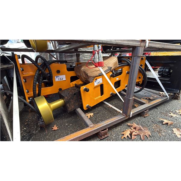 GIYI P680 YELLOW 67" HYDRAULIC INDUSTRIAL SKID STEER BREAKER ATTACHMENT WITH TOOLBOX & BIT