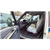 Image 5 : 2005 FORD F450, PICKUP, WHITE, VIN 1FDXF46P45EA45554,