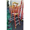 Image 2 : WERNER PODIUM 4' ORANGE CARBON FIBER INDUSTRIAL PLATFORM LADDER