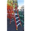 Image 1 : WERNER PODIUM 4' ORANGE CARBON FIBER INDUSTRIAL PLATFORM LADDER