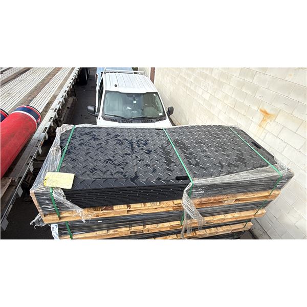 PALLET OF 15 HEAVY DUTY INDUSTRIAL 47" X 95" PLASTIC CONSTRUCTION SITE ROADBED PROTECTION MATS