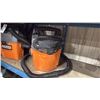 Image 2 : RIDGID ELECTRIC INDUSTRIAL PORTABLE MINI SHOP VACUUM WITH HOSE