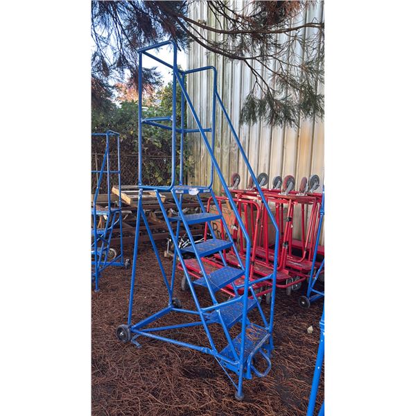 CANWAY 6H-20 HEAVY DUTY BLUE 6 STEP NARROW MOBILE WAREHOUSE STAIRS WITH 20" X 15" PLATFORM