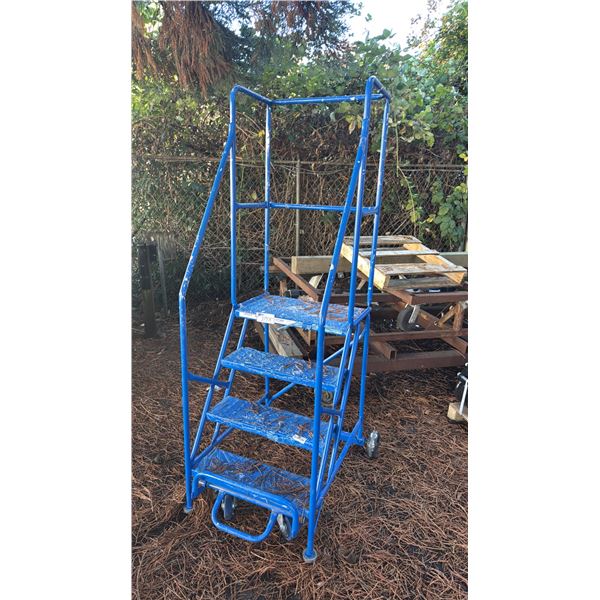 CANWAY 4H HEAVY DUTY BLUE 4 STEP NARROW MOBILE WAREHOUSE STAIRS WITH 24" X 15" PLATFORM