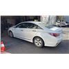 Image 2 : 2014 HYUNDAI SONATA, 4DRSD, WHITE, VIN KMHEC4A40EA111831,