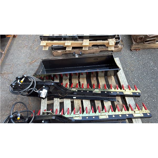 BLACK MINI EXCAVATOR 58  HYDRAULIC HEDGE TRIMMER ATTACHMENT