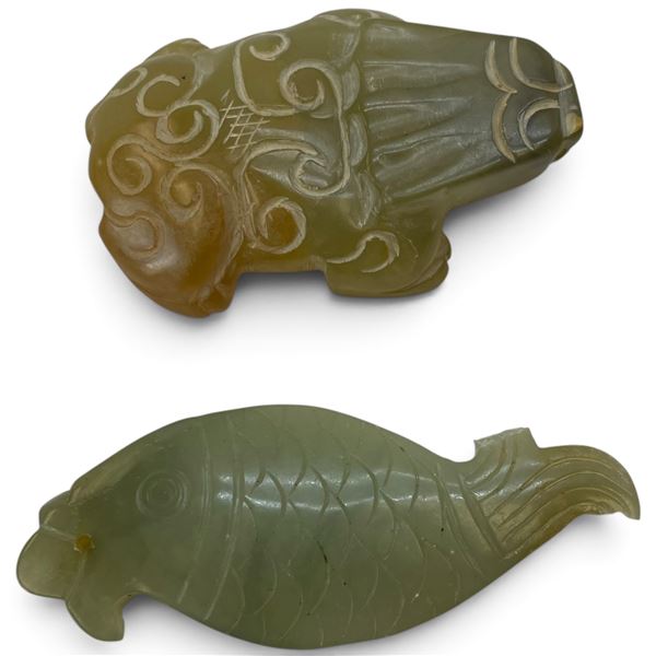 Carved Stone Turtle & Fish (turtle is 2" x 3" x 3/4") (fish is 1.5" x 3" x 1/4" and has a chipped ta