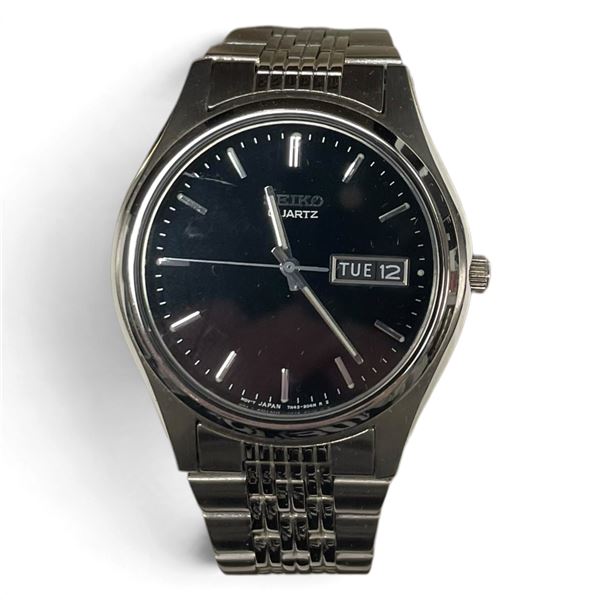 Men's 1990s Seiko Day/Date Dress Watch with Black Face* Model 7N43-9011  * In original case & box - 