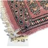 Image 2 : Patterned Area Rug - 31" x 68"