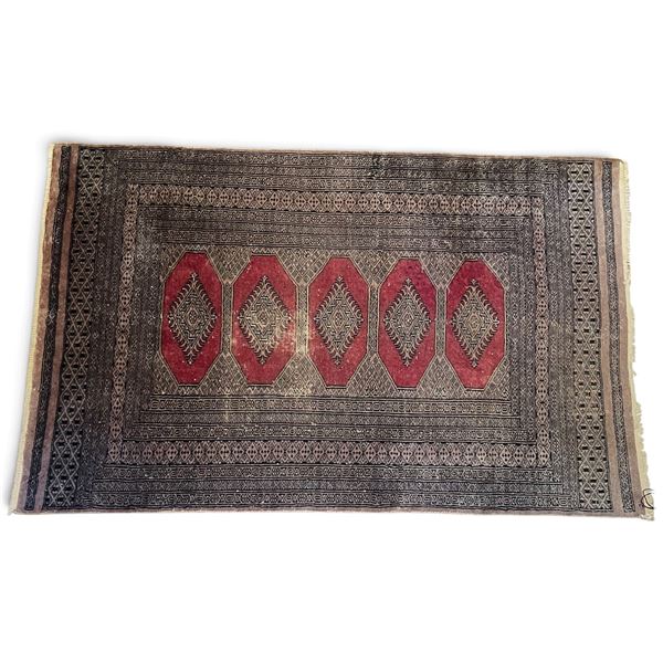 Geometric Pattern Area Rug - 37" x 60"