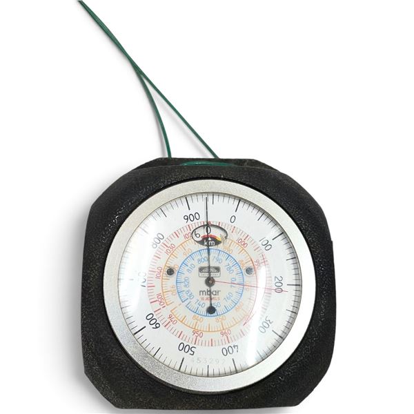 Swiss-Made Thommen Analog Altimeter-Barometer