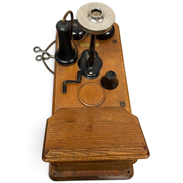 1920 Kellogg Switchboard & Supply Company Type F2838D Compact Wall Telephone for Two Batteries, Conv
