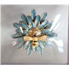 Image 1 : NEW FLOWER BROOCH WITH BEE ACCENTS