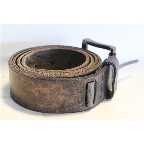 FOSSIL MEN'S GENUINE LEATHER BELT