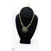Image 1 : VINTAGE JADEITE STONE WITH CHINESE COIN NECKLACE