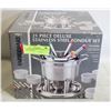 Image 1 : FARBERWARE PRO COMMERCIAL 21 PIECE DELUXE