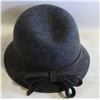 Image 1 : VINTAGE WOMENS CHARCOAL-GREY WOOL HAT