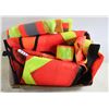 Image 1 : 4 SAFETY VESTS