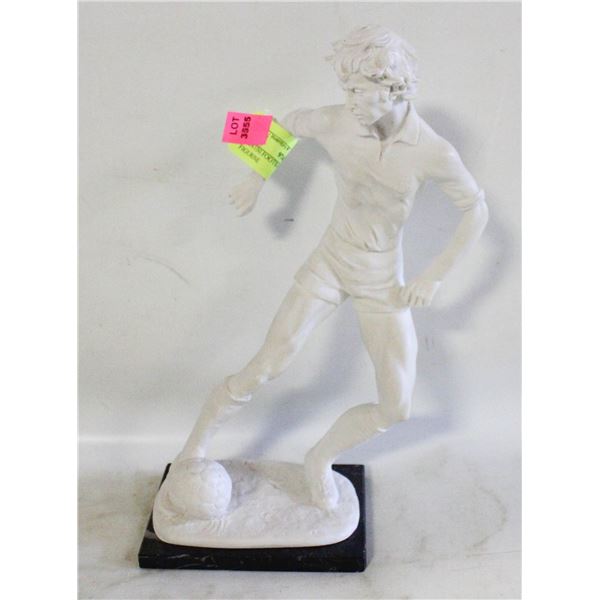 SANTINI FOOTBALL PLAYER FIGURINE