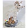 Image 1 : CERAMIC MOUNTAIN GOAT. 14 IN