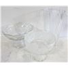 Image 1 : VINTAGE "ICEBURG" PATTERN CLEAR PRESSED GLASS VASE