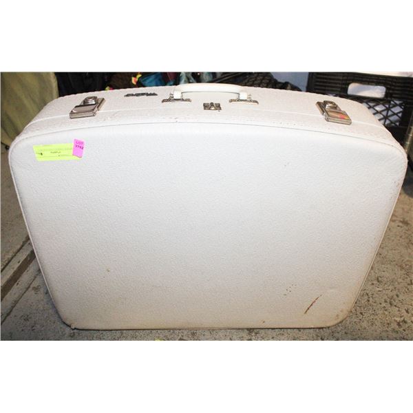 VINTAGE 3-PIECE LUGGAGE SET
