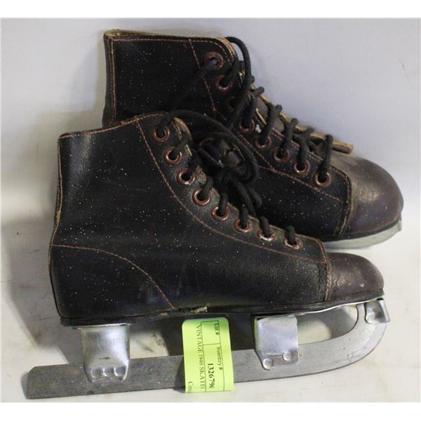 VINTAGE 1940 SKATES