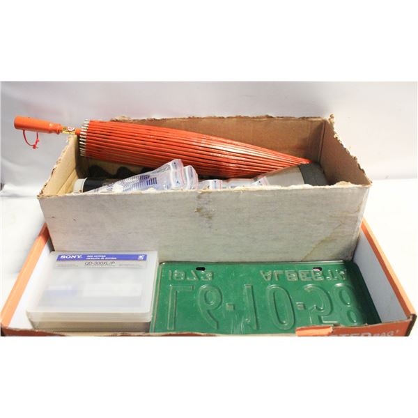 ESTATE FLAT OF COLLECTABLES + MISC ITEMS