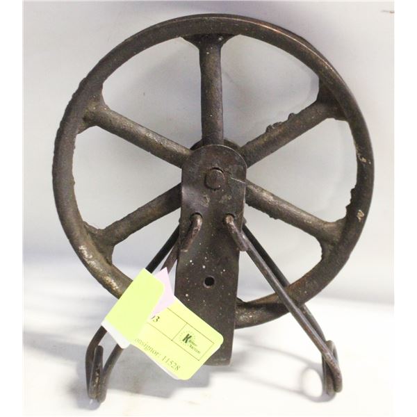 VINTAGE 5" PULLEY