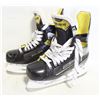 Image 1 : MENS SIZE 8 BAUER SUPREME SKATES