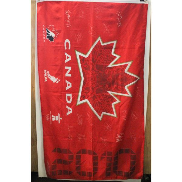 TEAM CANADA SIGNATURE HOCKEY