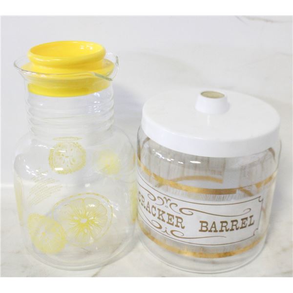 PYREX CRACKER BARREL AND JUICE PITCHER.