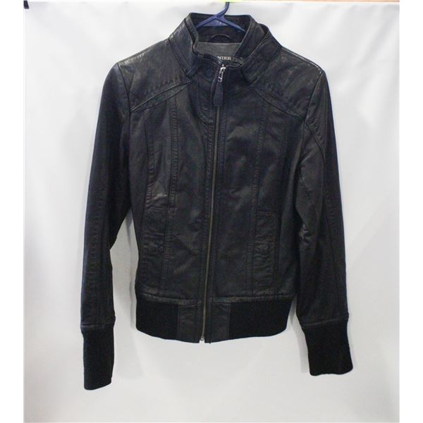 LADIES SMALL DANIER GENUINE LEATHER JACKET