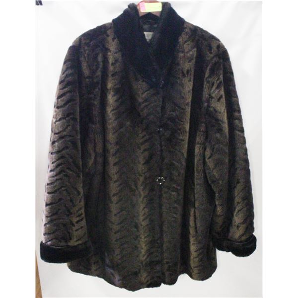 ESTATE LAURA PLUS NOVELTI LADIES SZ 20 COAT