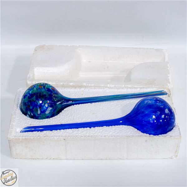 2 BLUE PLANTER GLASS SELF WATERING GLOBES