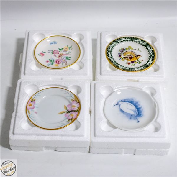 4 VINTAGE MINATURE PLATES INCLUDES ROYAL DOULTON,