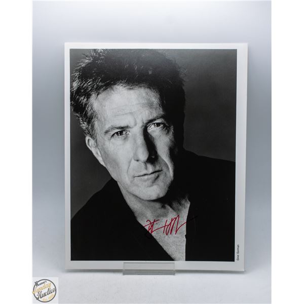 AUTOGRAPHED DUSTIN HOFFMAN BLACK & WHITE PORTRAIT