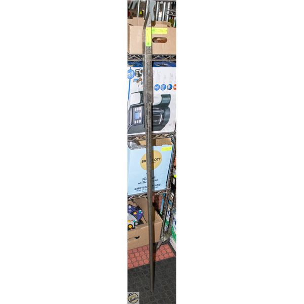 BREAKER BAR