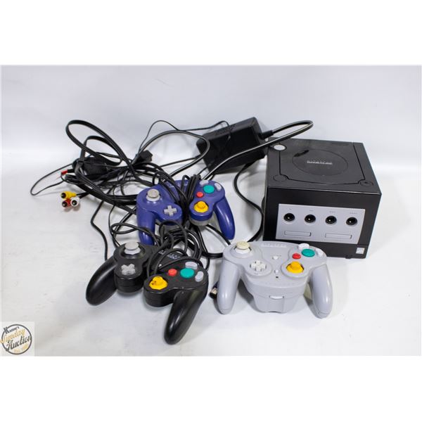 NINTENDO GAME CUBE/GAME/CONTROLLERS