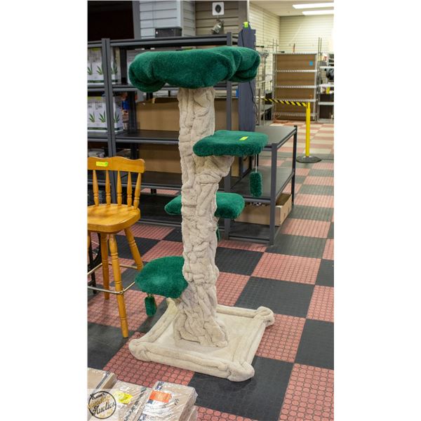 TREE THEMED CARPETED CAT CLIMBING TREE SCRATCHER