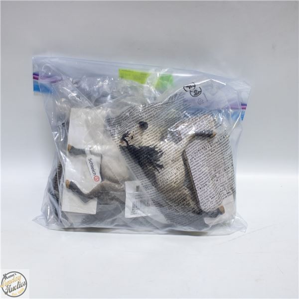 PACK OF 4 BRAND NEW SCHLEICH HORSE FIGURINE