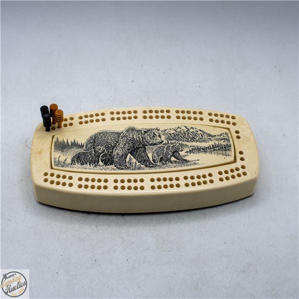 INUIT THEMED VINTAGE CRIBBAGE BOARD