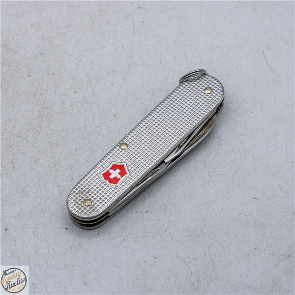VINTAGE VICTORINOX OFFICER SWISS POCKET KNIFE