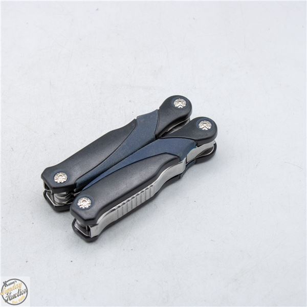 POCKET MULTI-TOOL WITH FOLDING NEEDLE NOSE PLIERS