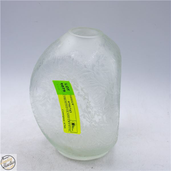 VINTAGE FROSTED GLASS CRYSTAL VASE