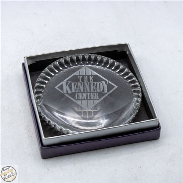 VINTAGE THE KENNEDY CENTER PAPERWEIGHT IN
