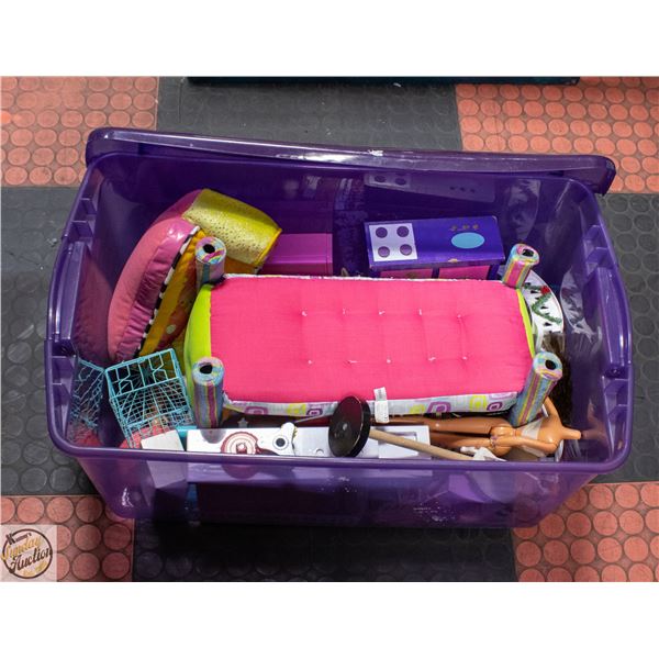 LARGE TUB OF BARBIE ACCESSORIES
