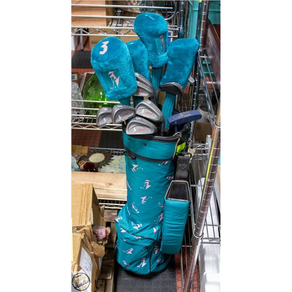 LADIES JAN DUNLOP GOLF CLUBS AND GOLF BAG
