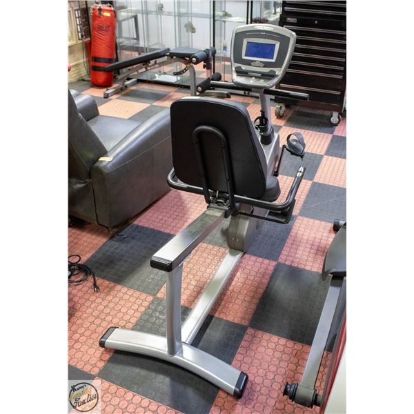 VISION FITNESS RECUMBANT TRAINER