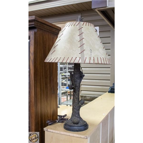 PINE CONE TEEPEE STYLE TABLE LAMP H-30" APPROX